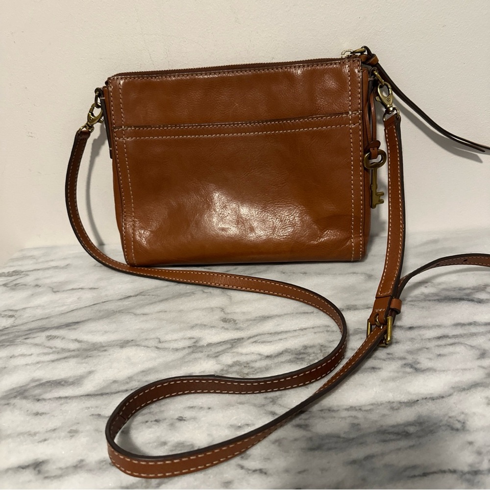 Fossil Brown Leather Crossbody Bag with key charm - Picture 3 of 14